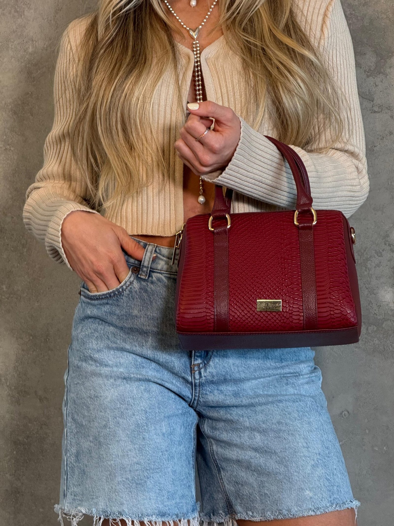 a7656408-d160-4f73-92e7-bd7ac7972557